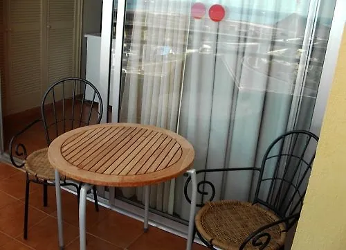 ホテル ウカンカ 2*